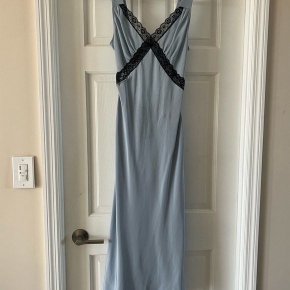 REFORMATION DRESS - Picture 6 of 7